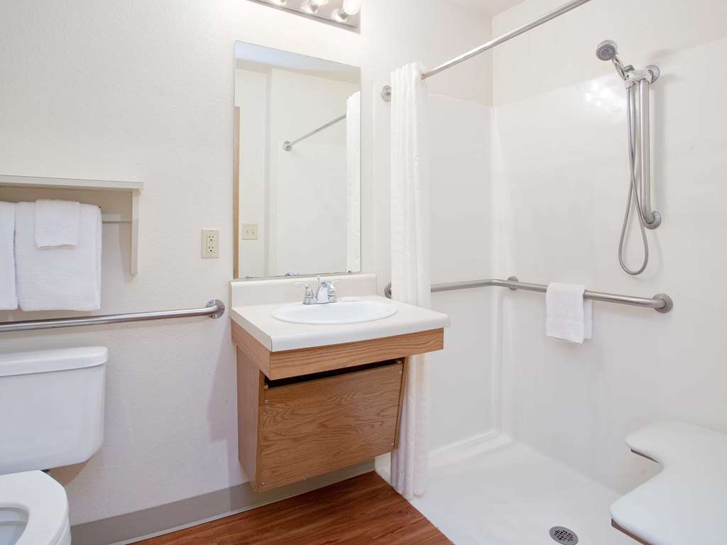 Woodspring Suites | North Charleston Airport I-526 Room photo